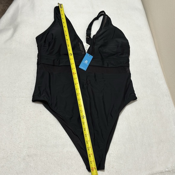 Cupshe one piece black bathing suit, with sheer cutouts, very flattering, NWTS - Picture 8 of 8